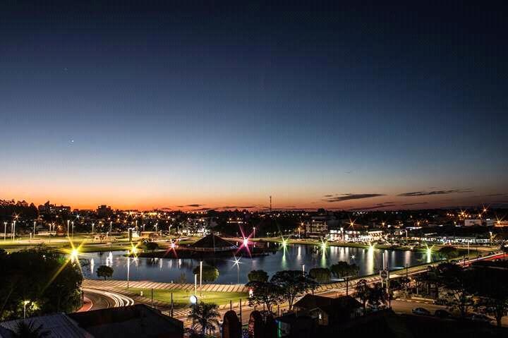 Hotel Maestro Villa Do Lago Toledo Экстерьер фото