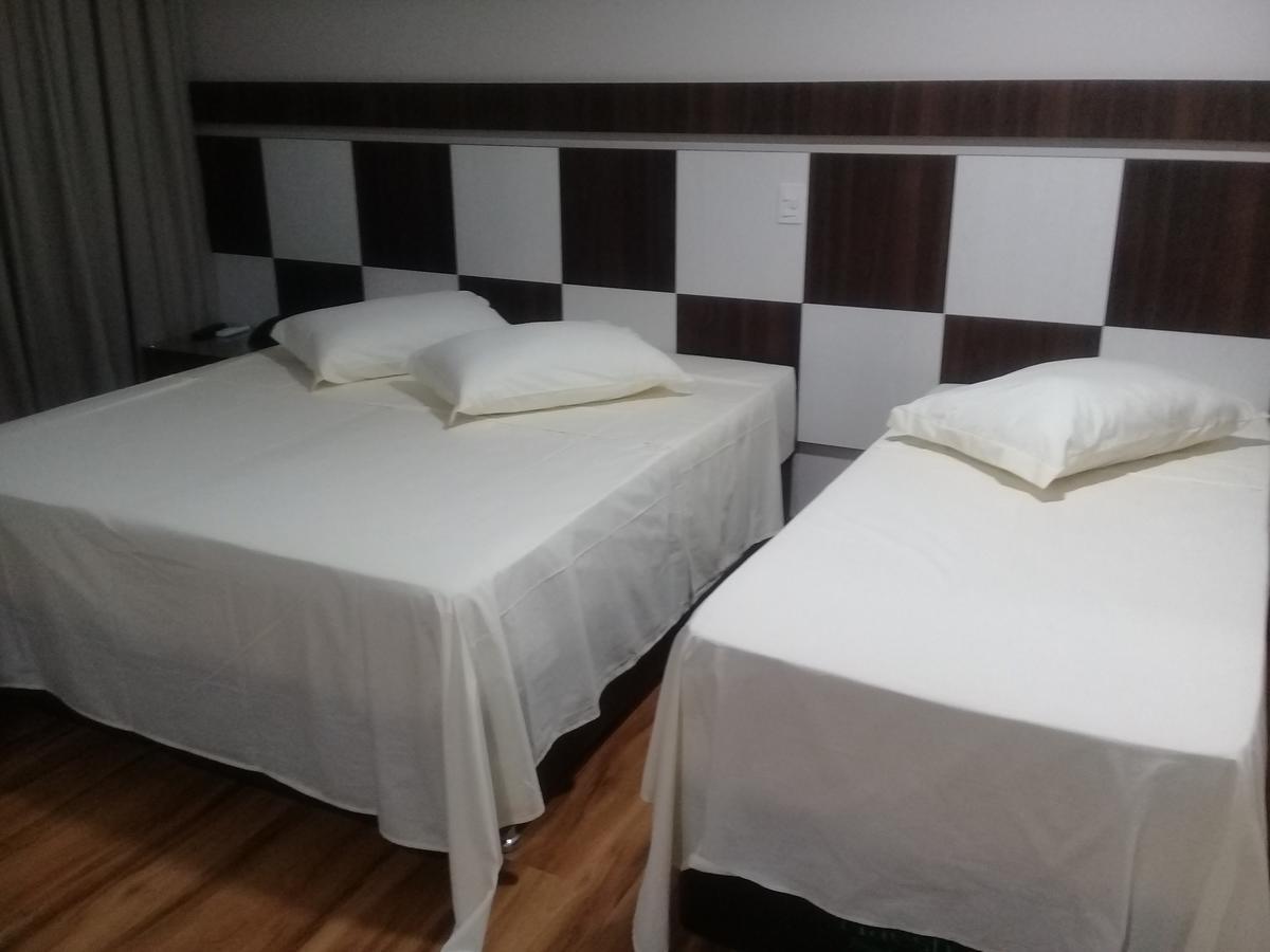 Hotel Maestro Villa Do Lago Toledo Экстерьер фото