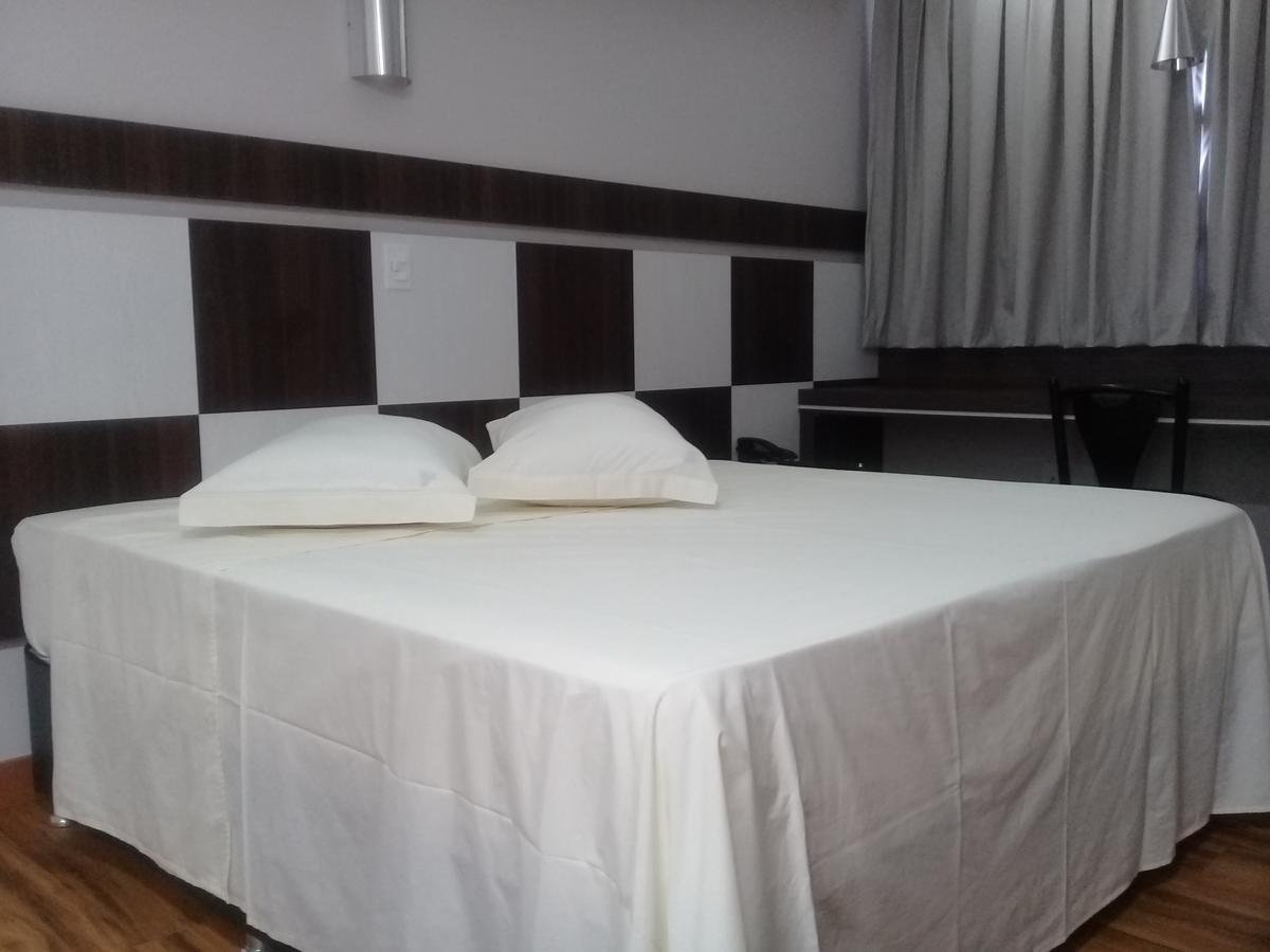Hotel Maestro Villa Do Lago Toledo Экстерьер фото