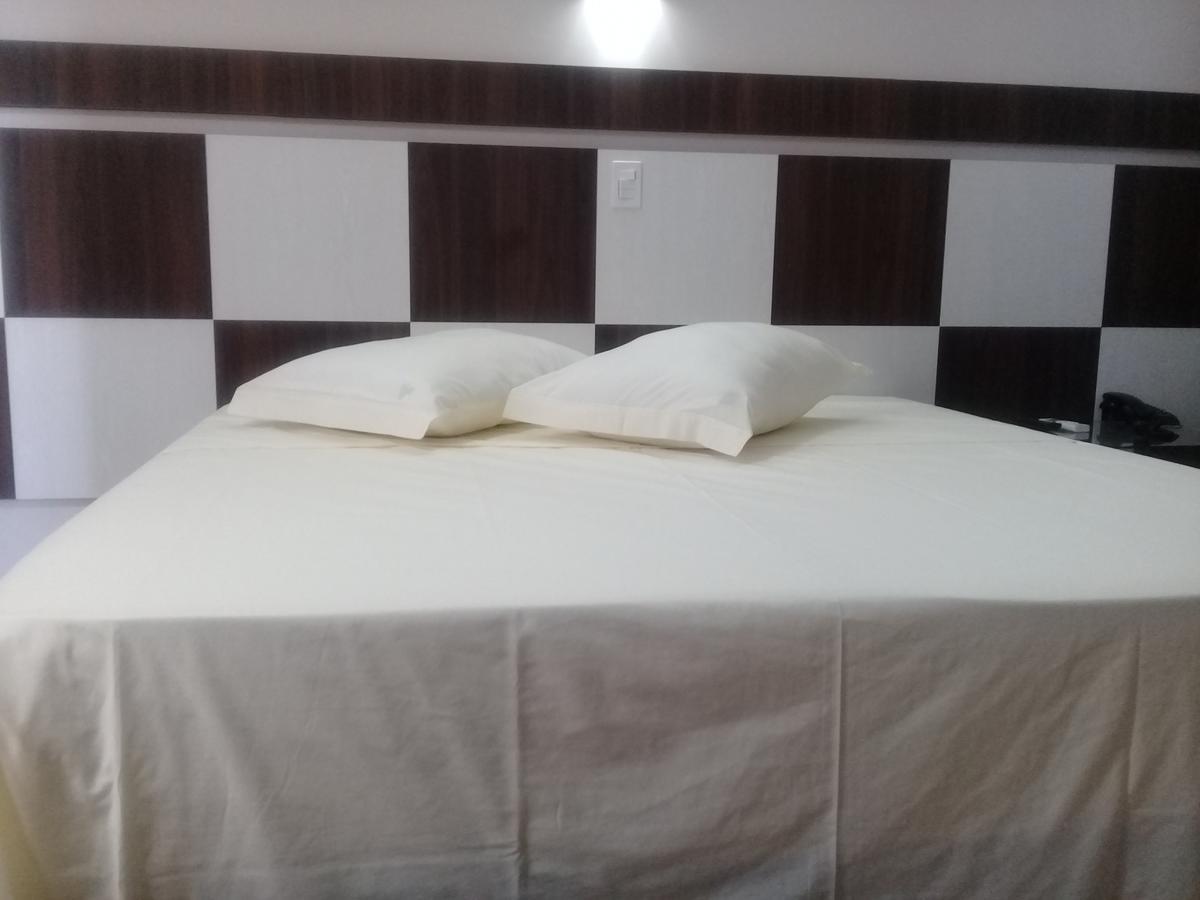 Hotel Maestro Villa Do Lago Toledo Экстерьер фото
