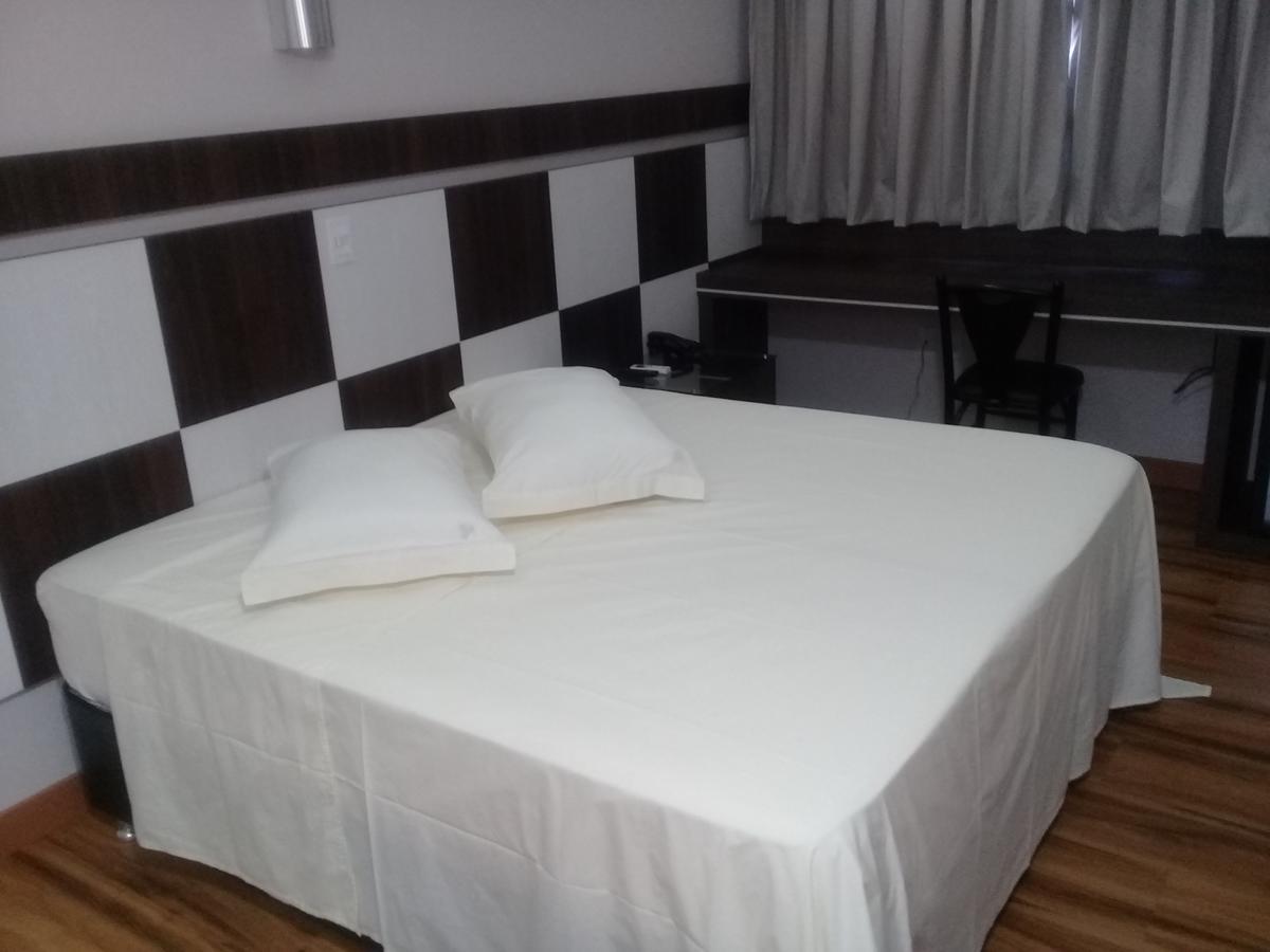 Hotel Maestro Villa Do Lago Toledo Экстерьер фото